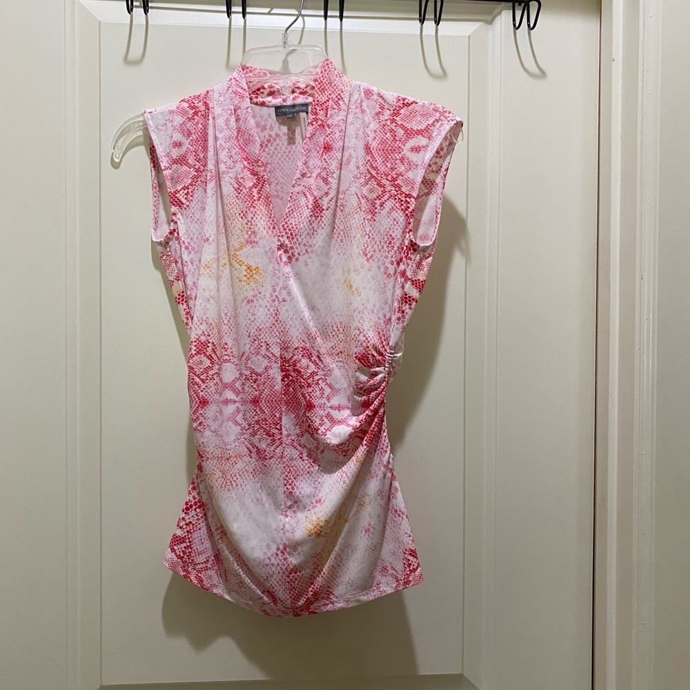 Pink and white Vince Camuto top. XS